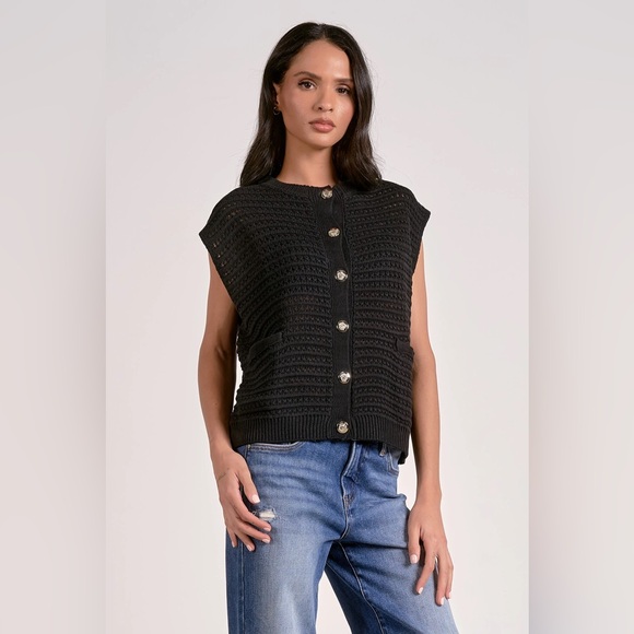 Elan Sweaters - NEW Elan Cardigan Vest Black